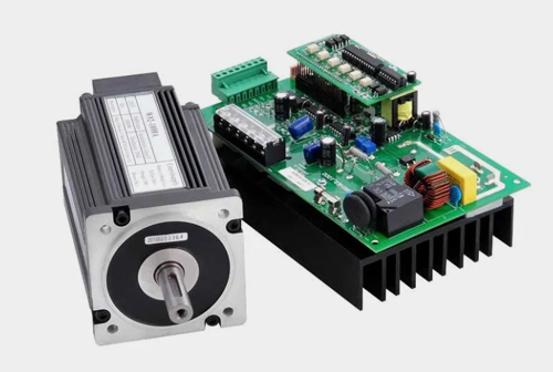 選(xuǎn)擇微型機床時,如何(hé)識別電機(jī)功率大小