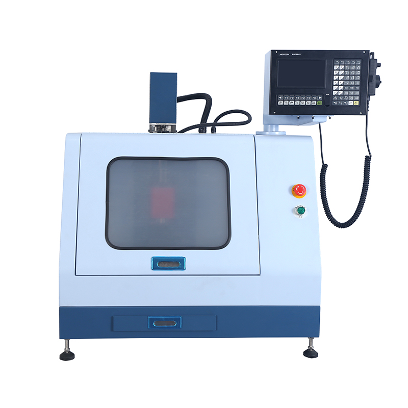 C17 小型（xíng）數控銑床