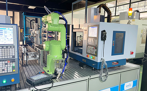 助(zhù)力職業教育數信息化  推進現代教育(yù)體係